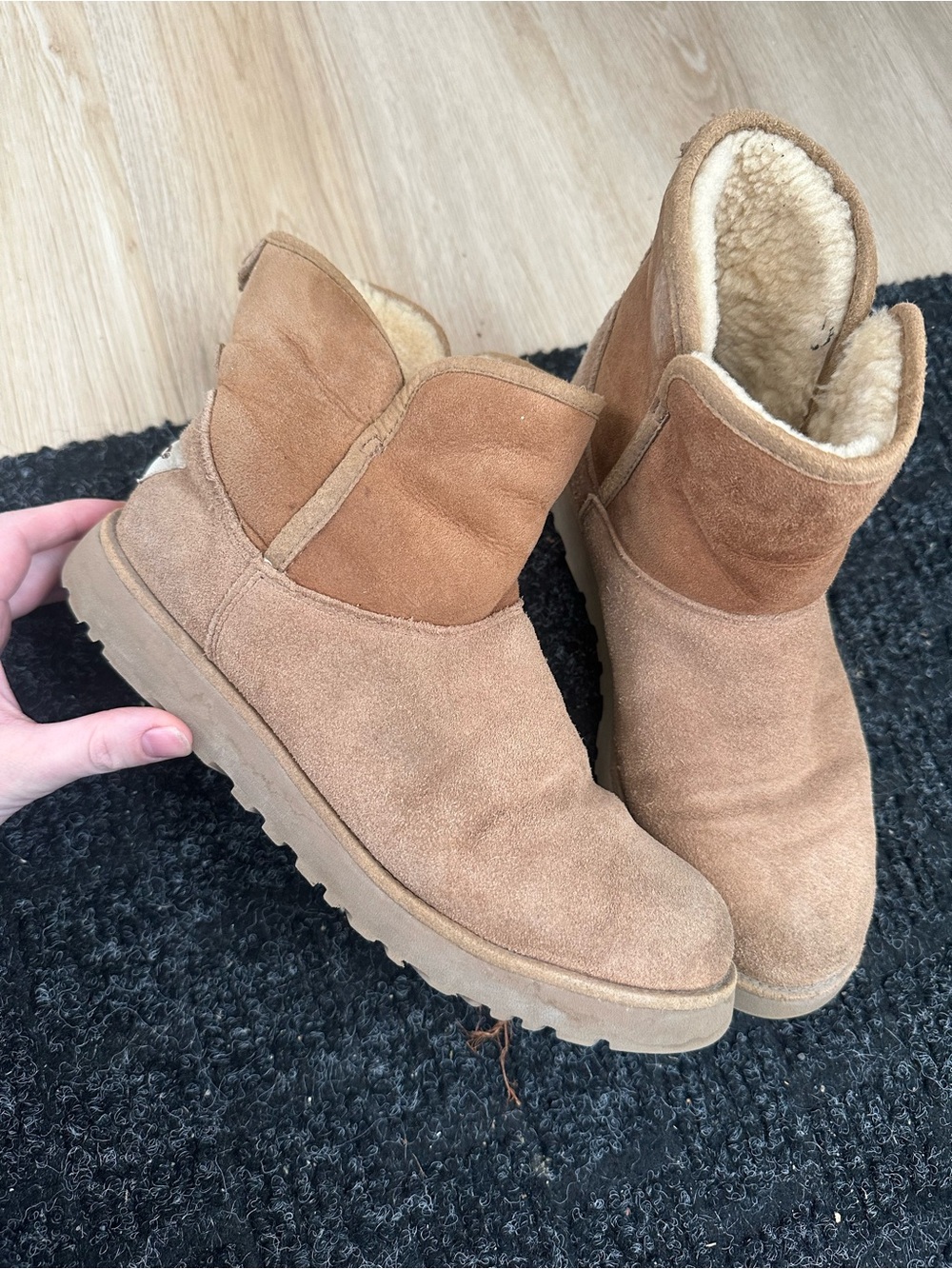UGG boots, classic suede